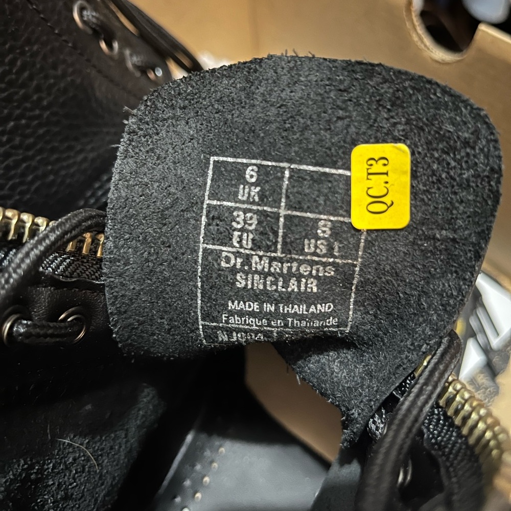 Dr Martins Black Boots - Picture 7 of 7